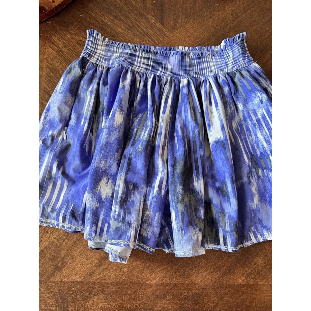 Athleta Wailea Sneaky Shorts Fluttery Blue White Print Size Small